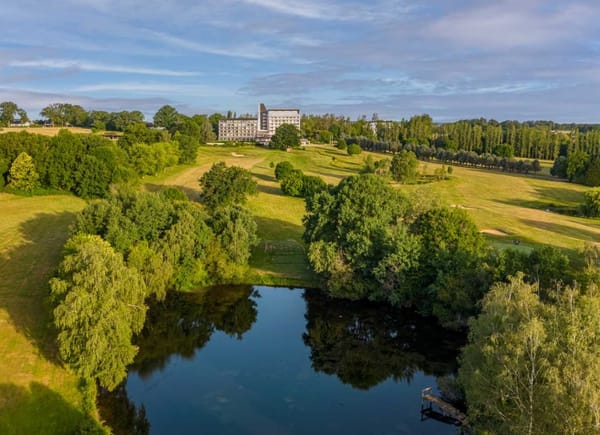 Le Domaine des Dryades, Hôtel 4*, Pouligny-Notre-Dame, Centre-Val de Loire, France